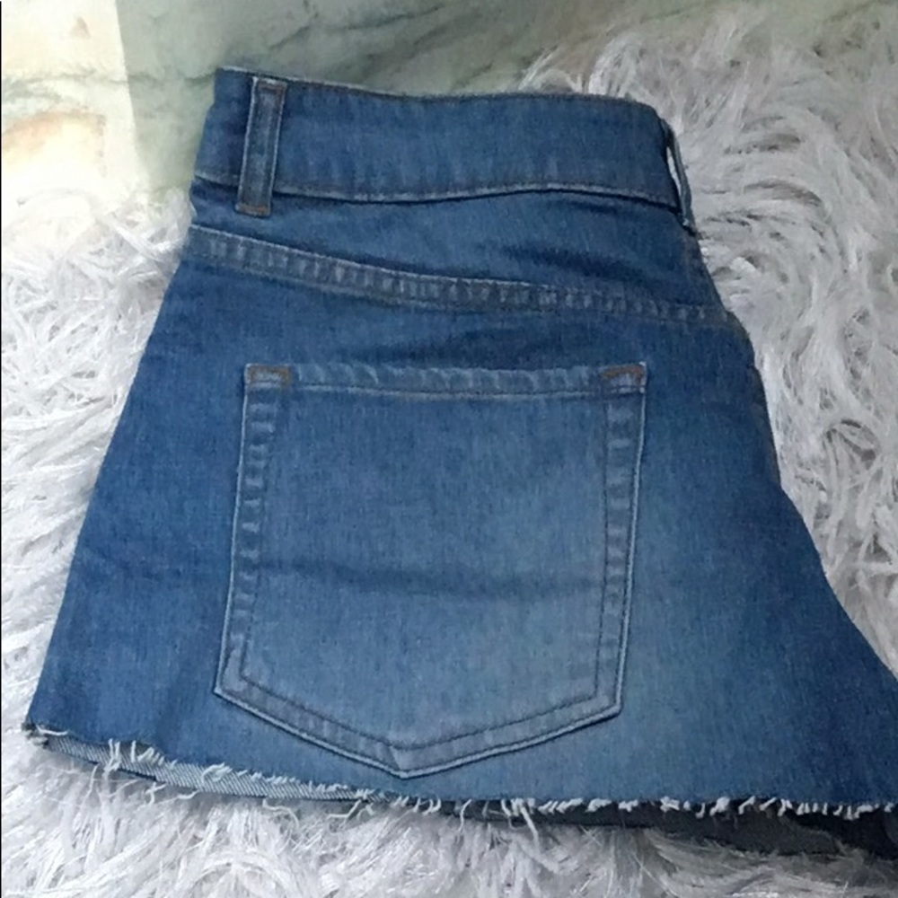 New Women’s Roxy Raw Hem High Rise Denim Shorts - Picture 6 of 7